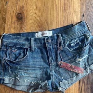 Hollister brand new denim jeans, size 3/w26